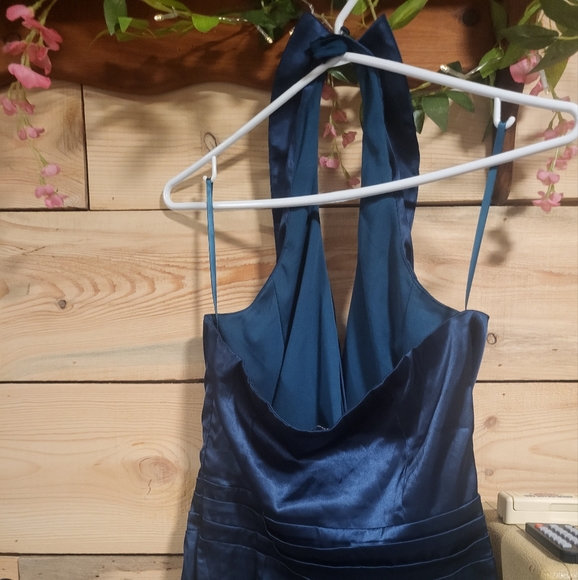 La chateau Elegant silk green blouse - Picture 2 of 4